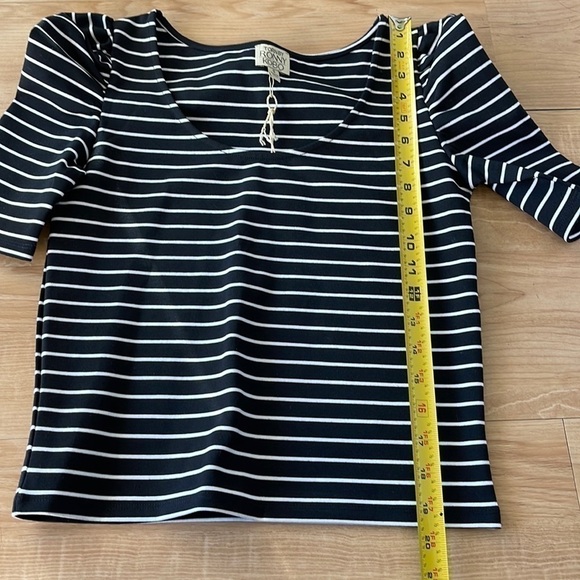 NWT 𝅺TORN by Ronny Kobo Small Puff Shoulder Striped Crop Top - Picture 8 of 10